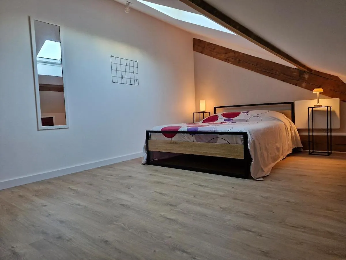 Apartament Le Petit Brou Bourg-en-Bresse Francja
